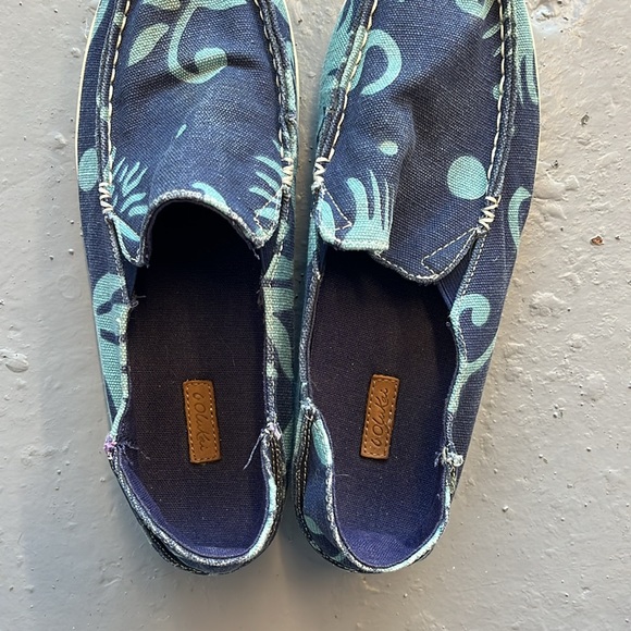 Olukai Nohea Canvas Print Slip On Shoes Drop in Heel Blue Women - size 9 - Picture 3 of 5
